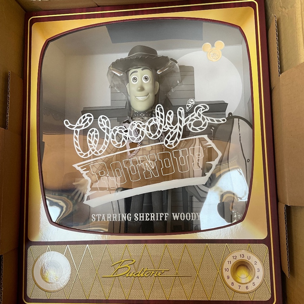 TOY STORY SINGING TALKING WOODY DOLL  500 PCS LTD . STILL WORKS D23 2019